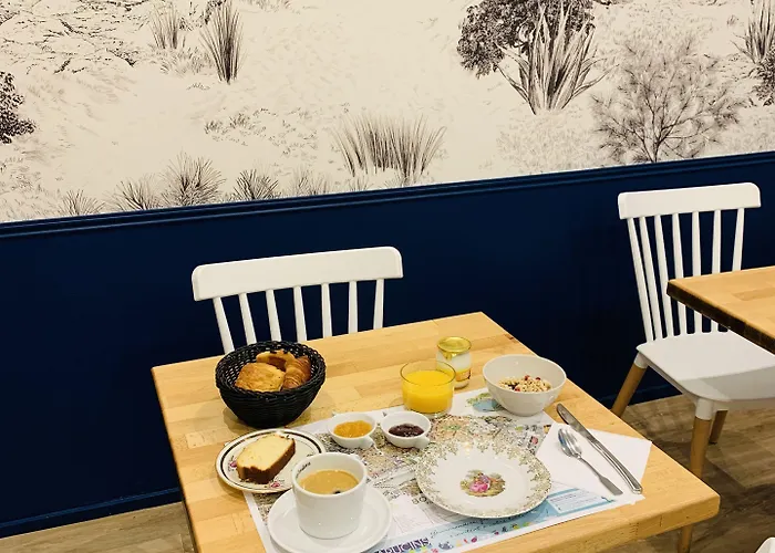 Du Theatre - Hypercentre Hotel 2*