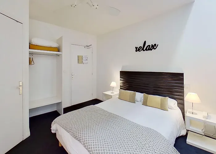 Du Theatre - Hypercentre Hotel 2*