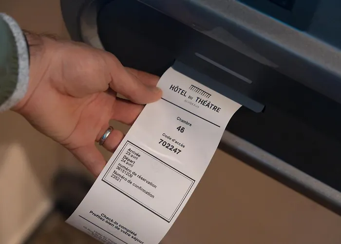 Du Theatre - Hypercentre 2*