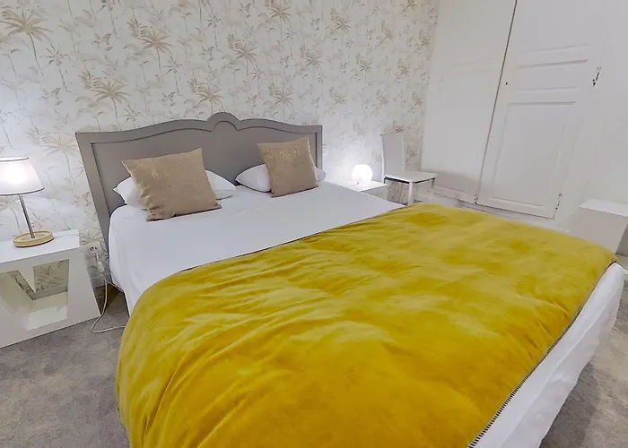 Du Theatre - Hypercentre 2*