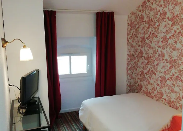 Du Theatre - Hypercentre 2*